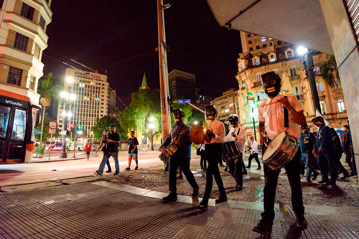 Marchas | Cvlto Do Fvtvro