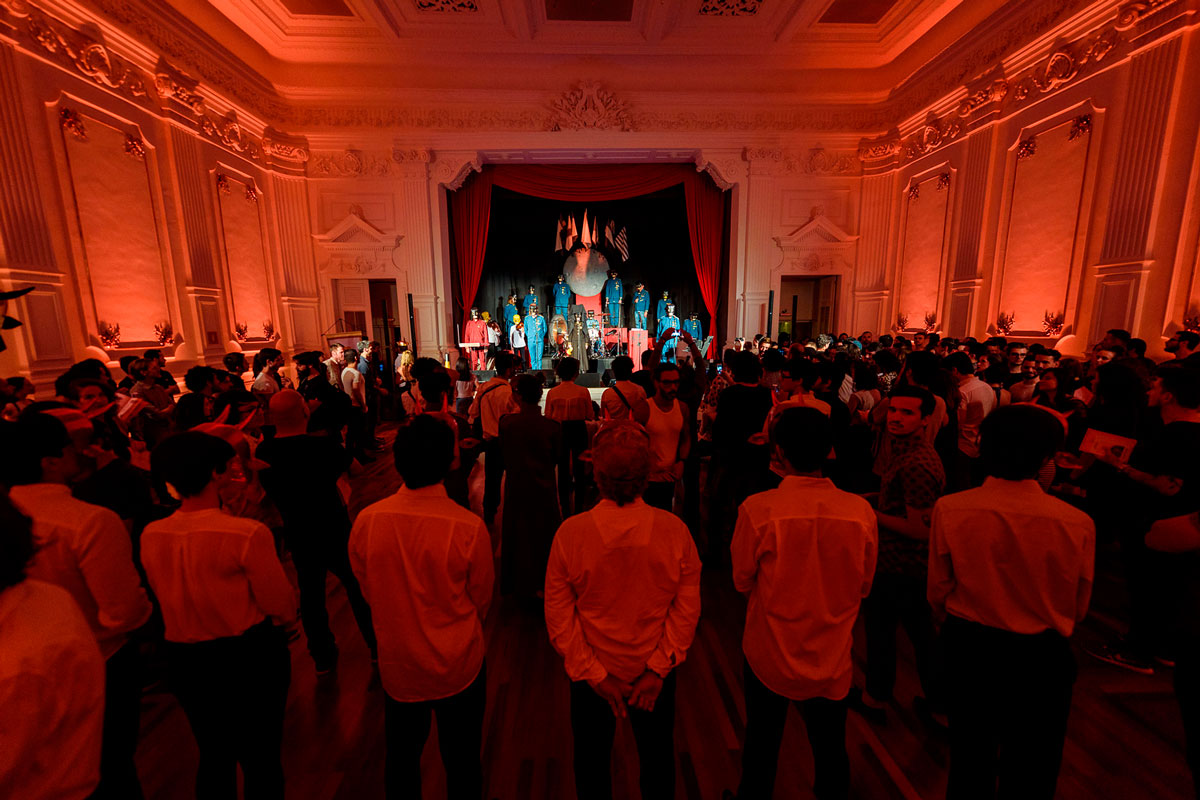 Marchas | Cvlto Do Fvtvro