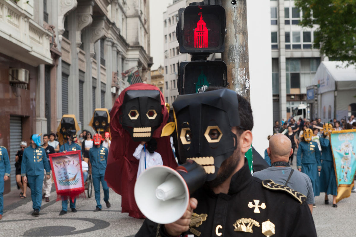 Marchas | Cvlto Do Fvtvro