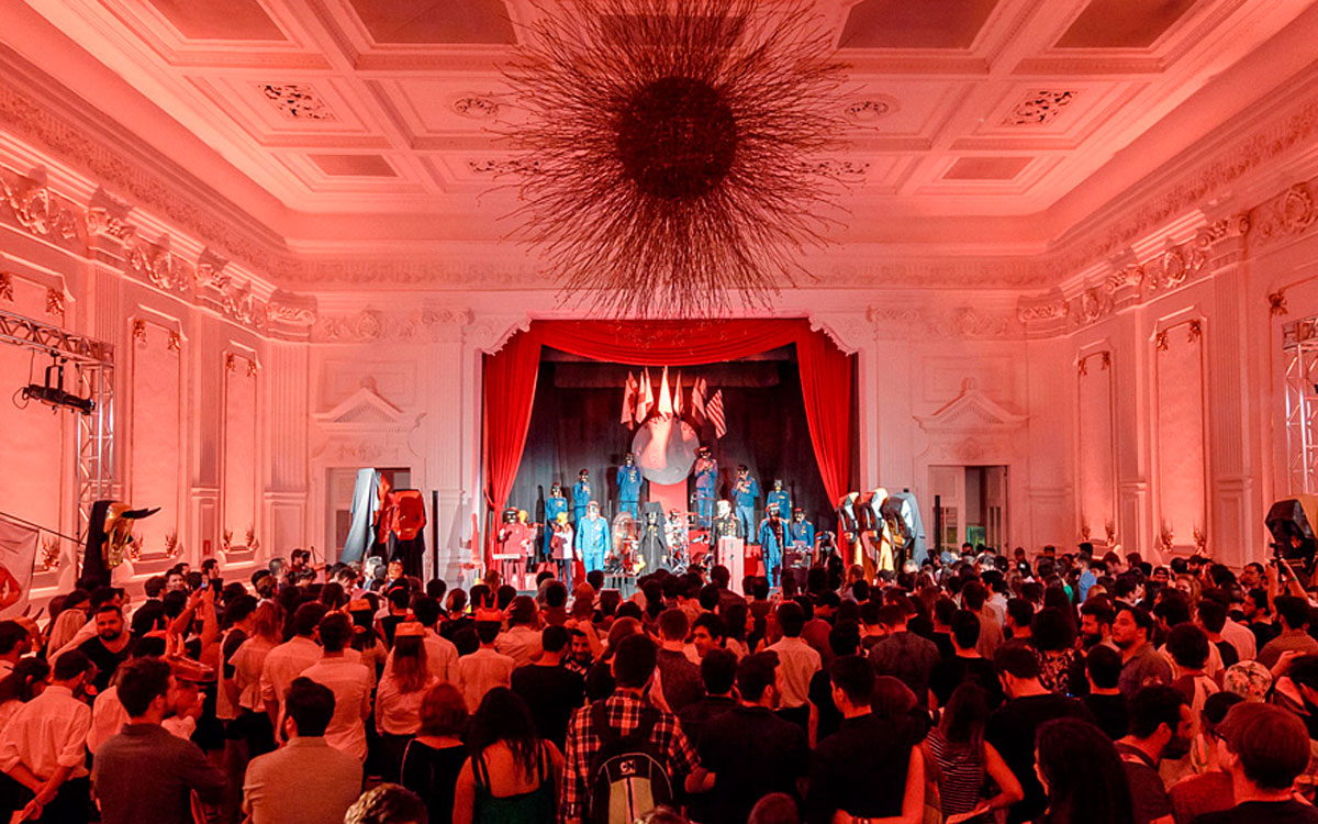 Marchas | Cvlto Do Fvtvro