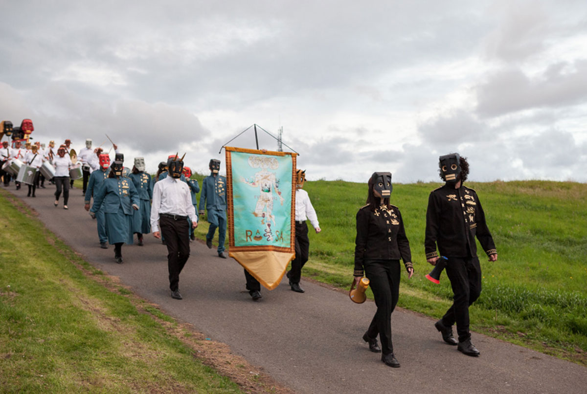 Marchas | Cvlto Do Fvtvro